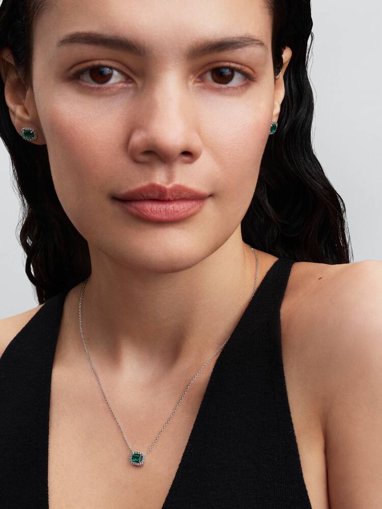 Green Halo Pendant