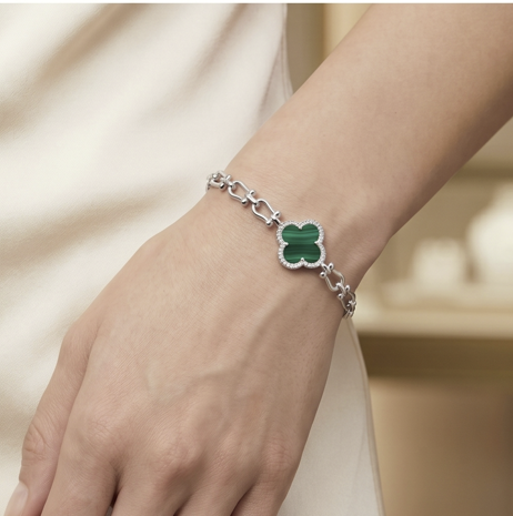 Élora Malachite Charm Bracelet
