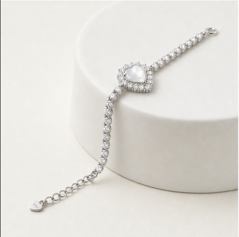 Serene Pearl Heart Bracelet