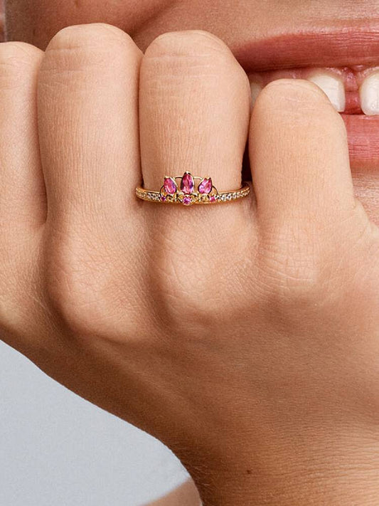 Tiara Ring