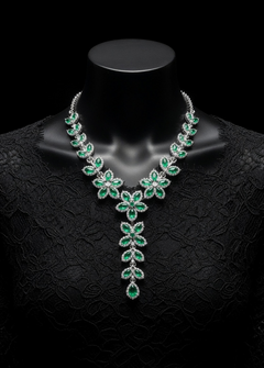 Emerald Grace jewellery set